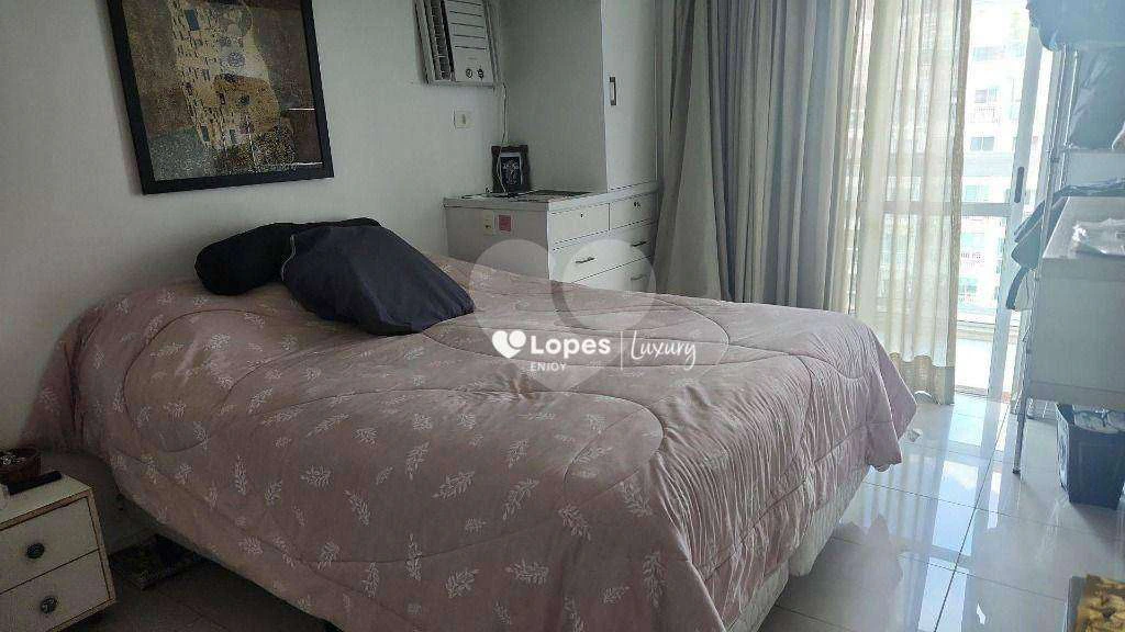 Furnished duplex penthouse with 3 parking spots and 203 m² — photo 6