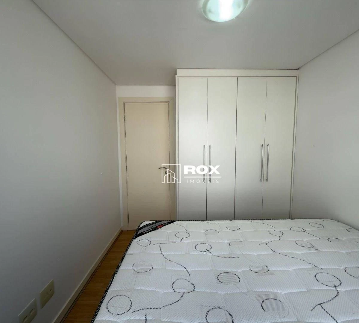 Квартира з 2 спальнями та пральною машиною — photo 5