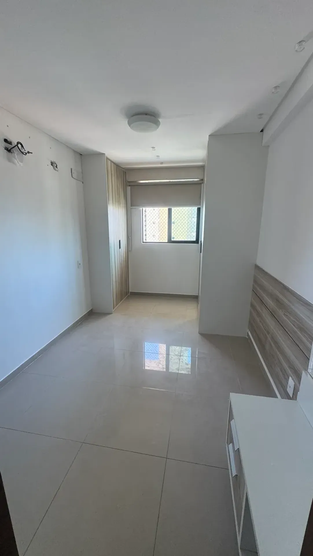 Apartment on the 18th floor with a washing machine — photo 17
