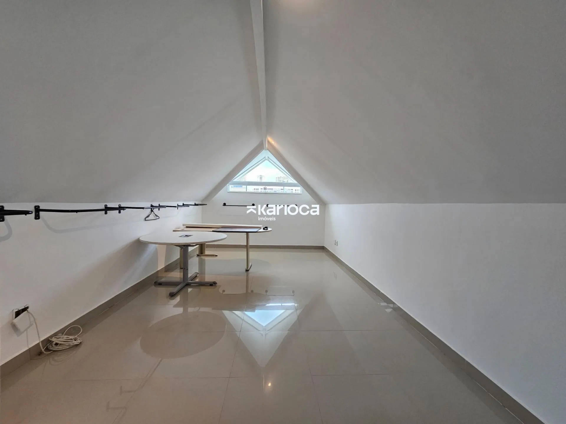 Furnished apartment with closed kitchen and 4 bedrooms — photo 51
