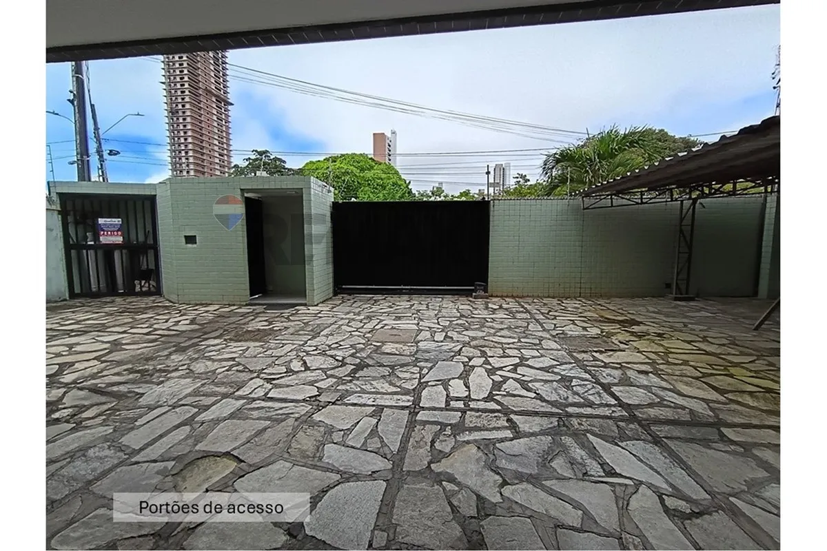 48 m² apartment with 2 en-suite bedrooms and parking — photo 3