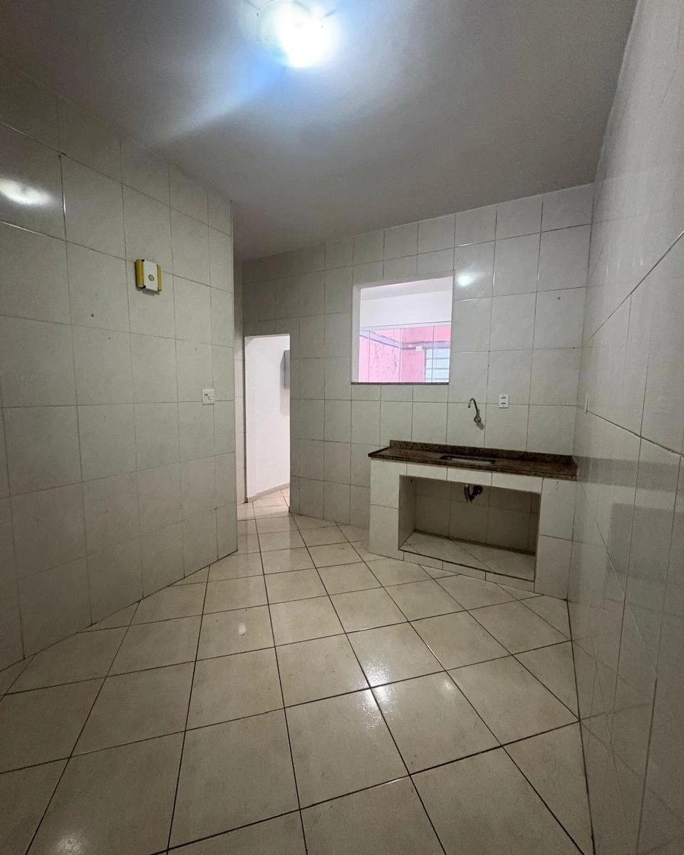 60 m² apartment with 2 bedrooms and a closed kitchen — photo 12