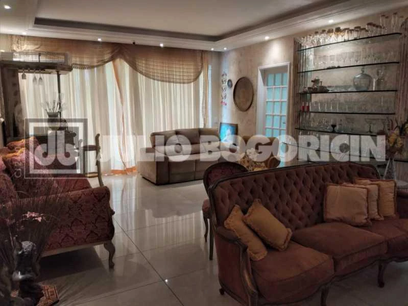 Apartamento amueblado de 4 dormitorios y 229 m² — photo 7