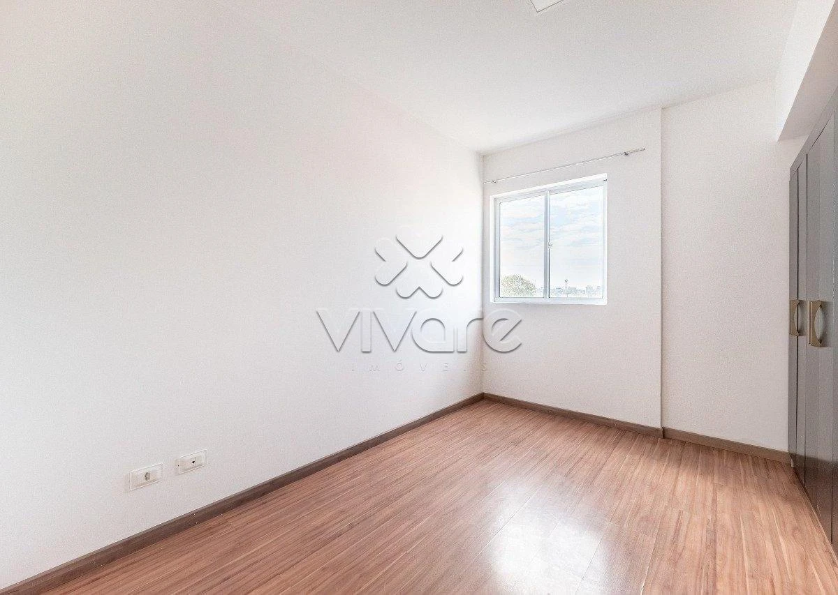 Apartment, 52 m², with wood or laminate floors — photo 25