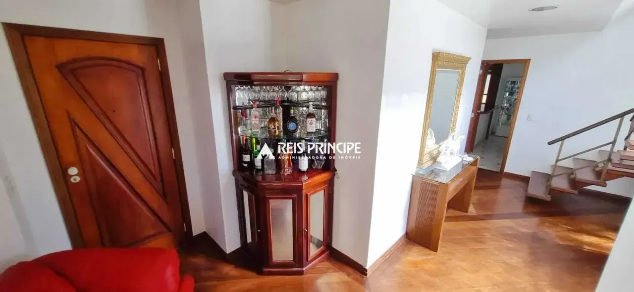 Furnished apartment with 3 bedrooms and 5 bathrooms — photo 18