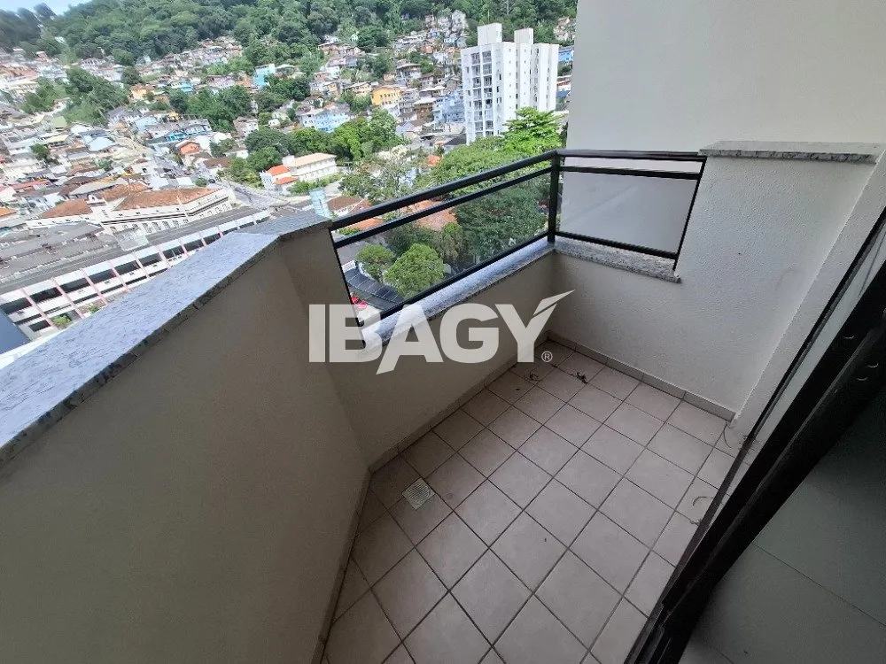 Mountain view in a 2-bedroom apartment, 112 m²