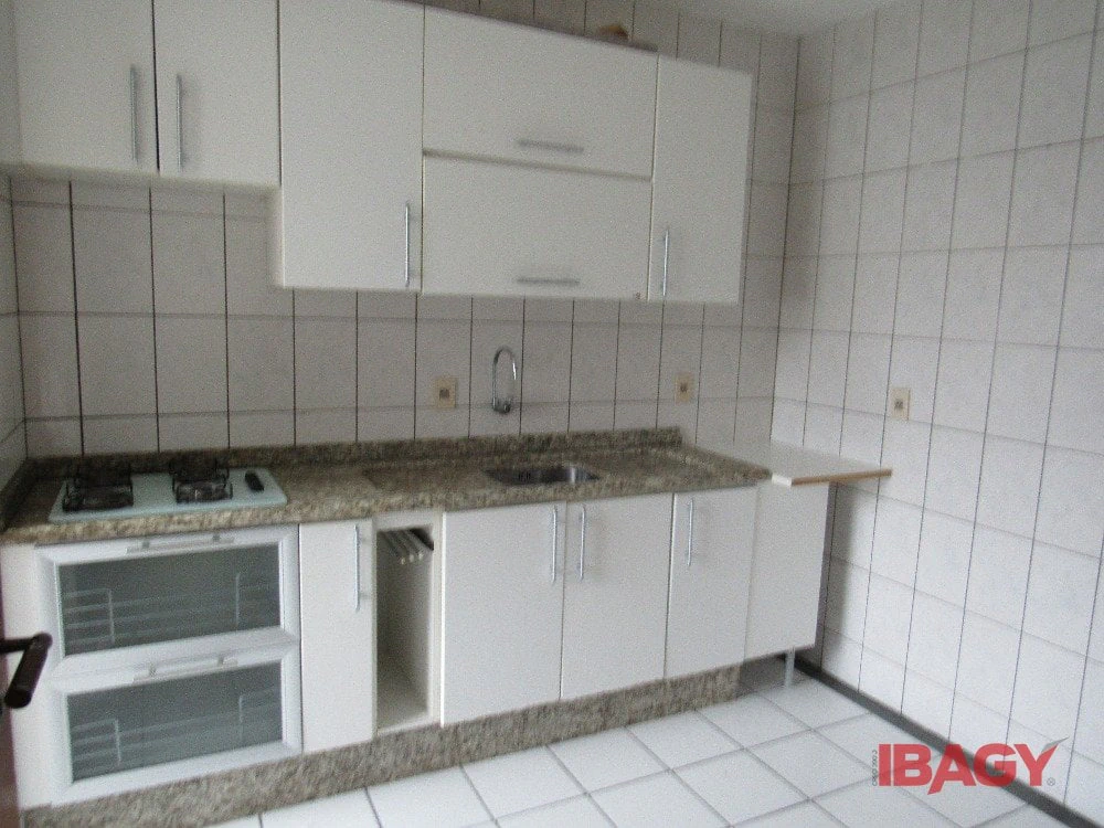 Apartment, 86 m², with a private BBQ — photo 4