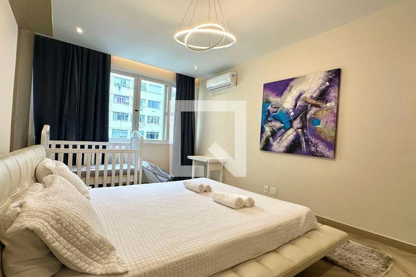 Furnished 220 m² apartment with 4 bedrooms and a suite — photo 10
