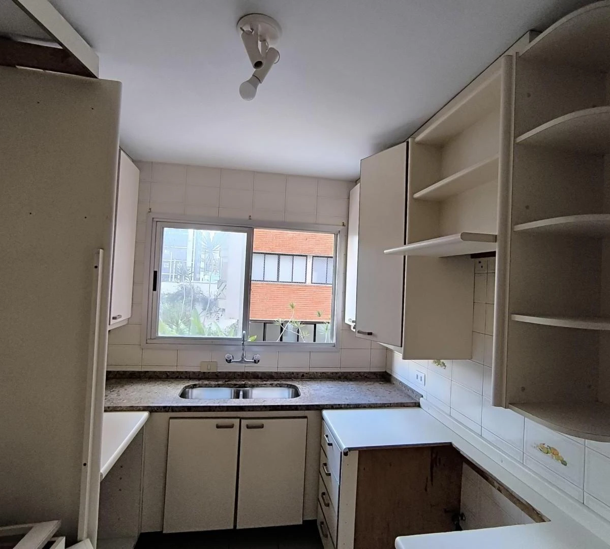 Apartment, 112 m², with a bathtub — photo 2