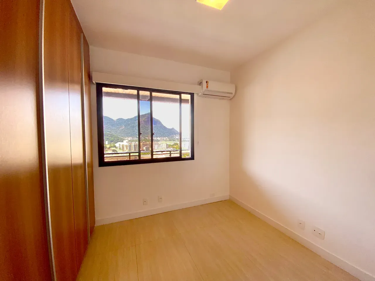 3-bedroom apartment in a building with a sauna — photo 17