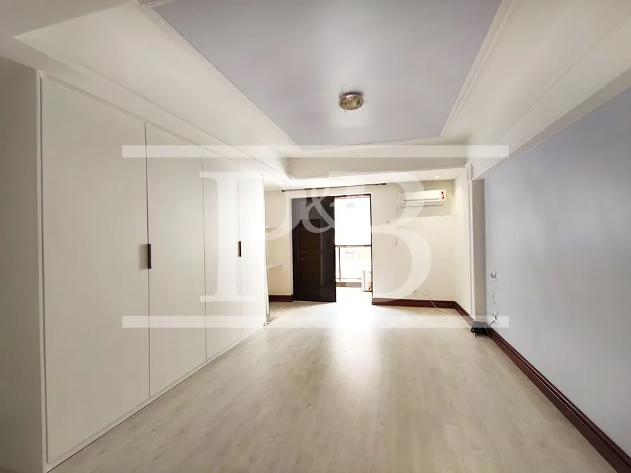 Apartamento com 4 dormitórios e closet tipo walk-in — photo 13