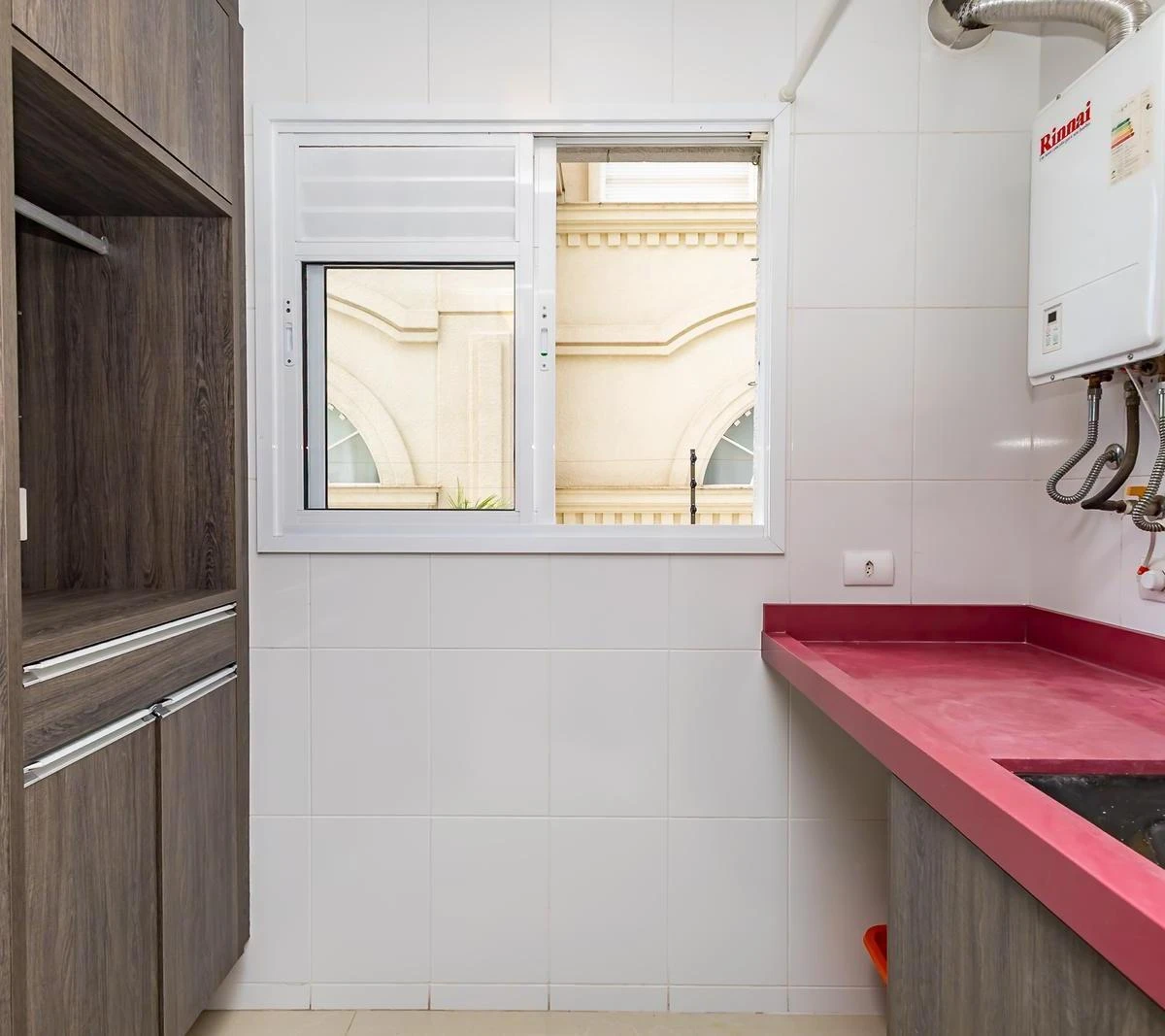 Home office in a 2-bedroom apartment, 95 m² — photo 13