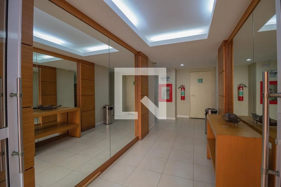 Furnished apartment, 75 m², with a walk-in closet — photo 69