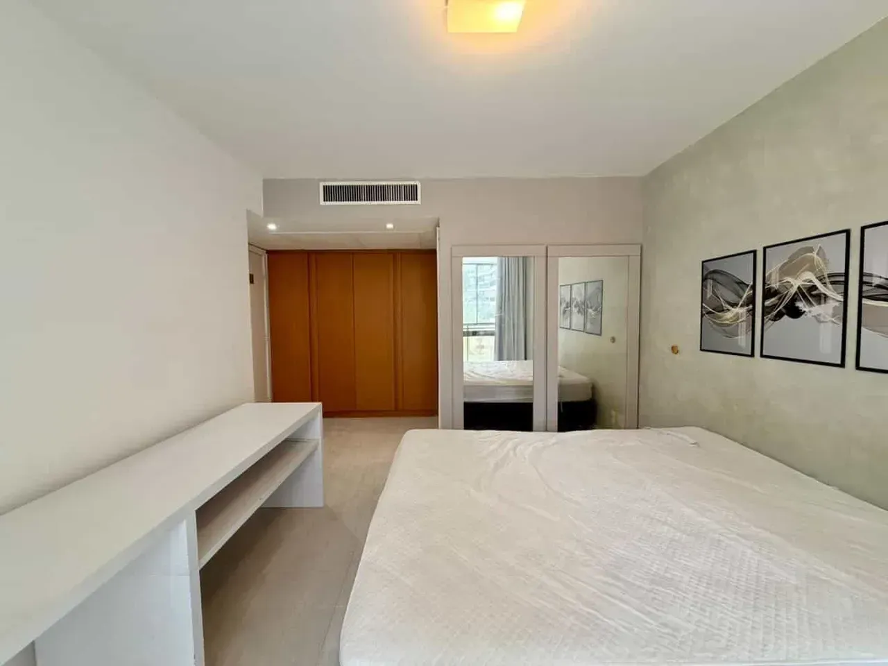 Furnished apartment with 2 bedrooms and 2 bathrooms — photo 4