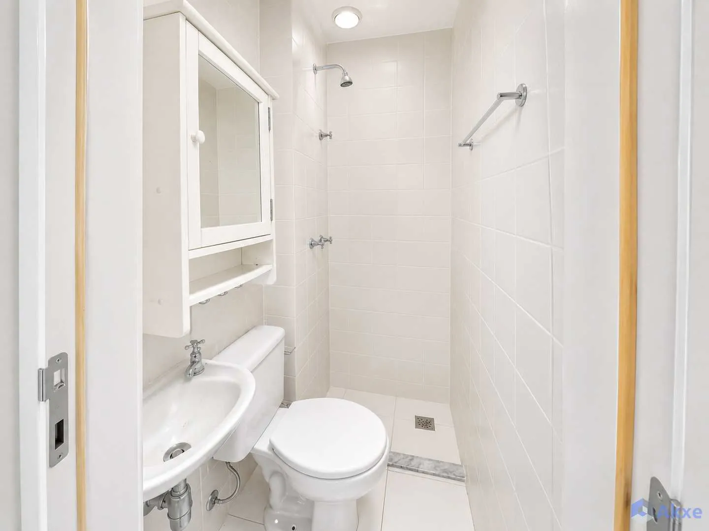 2-bedroom apartment with an en-suite and balcony grill — photo 10
