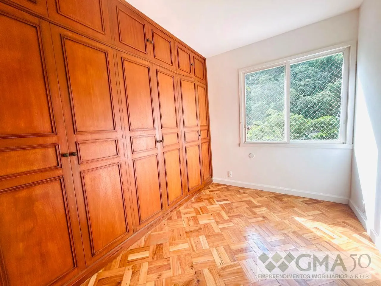 Rental apartment with 3 bedrooms and 3 bathrooms — photo 18