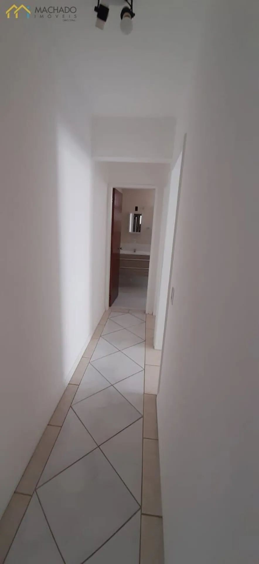 Apartamento de 2 dormitorios con 1 baño y plaza de parking — photo 12