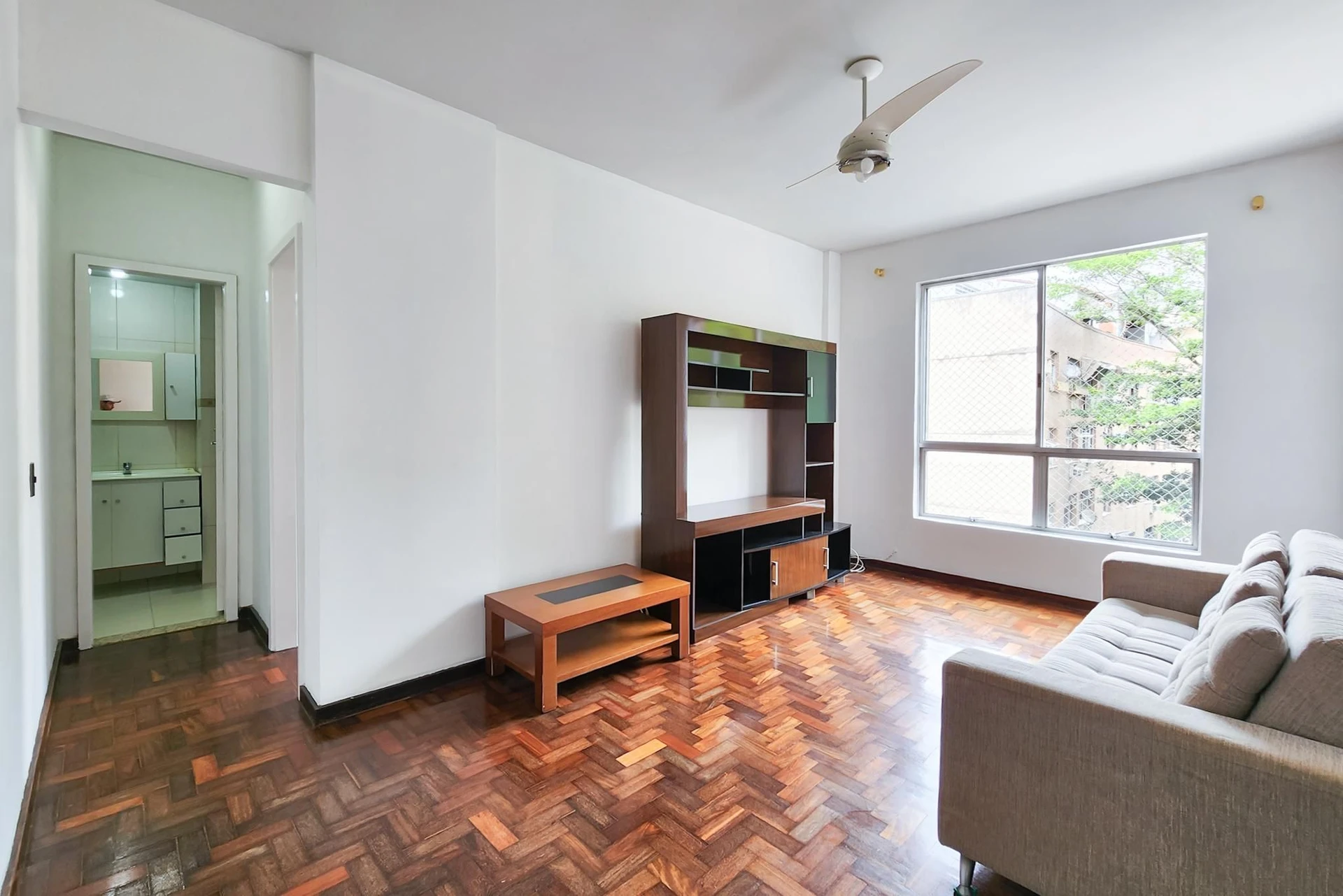 Меблированная квартира 60 м², 1 спальня — photo 8
