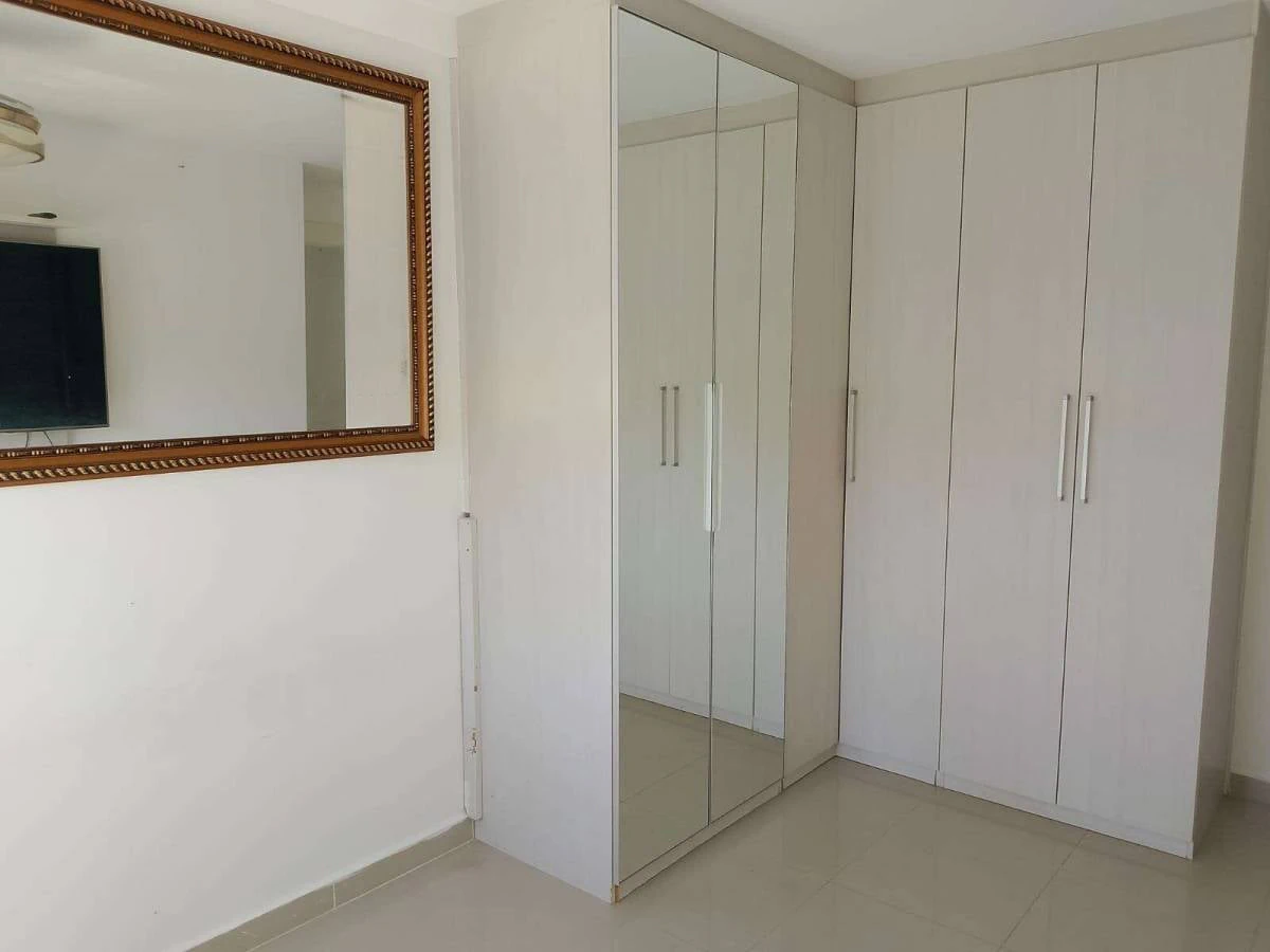 Furnished 3-bedroom penthouse with 172 m² — photo 19