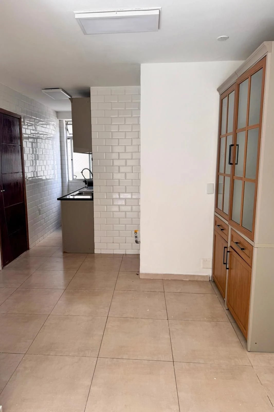 Unfurnished 2-bedroom apartment with 2 bathrooms and 1 parking