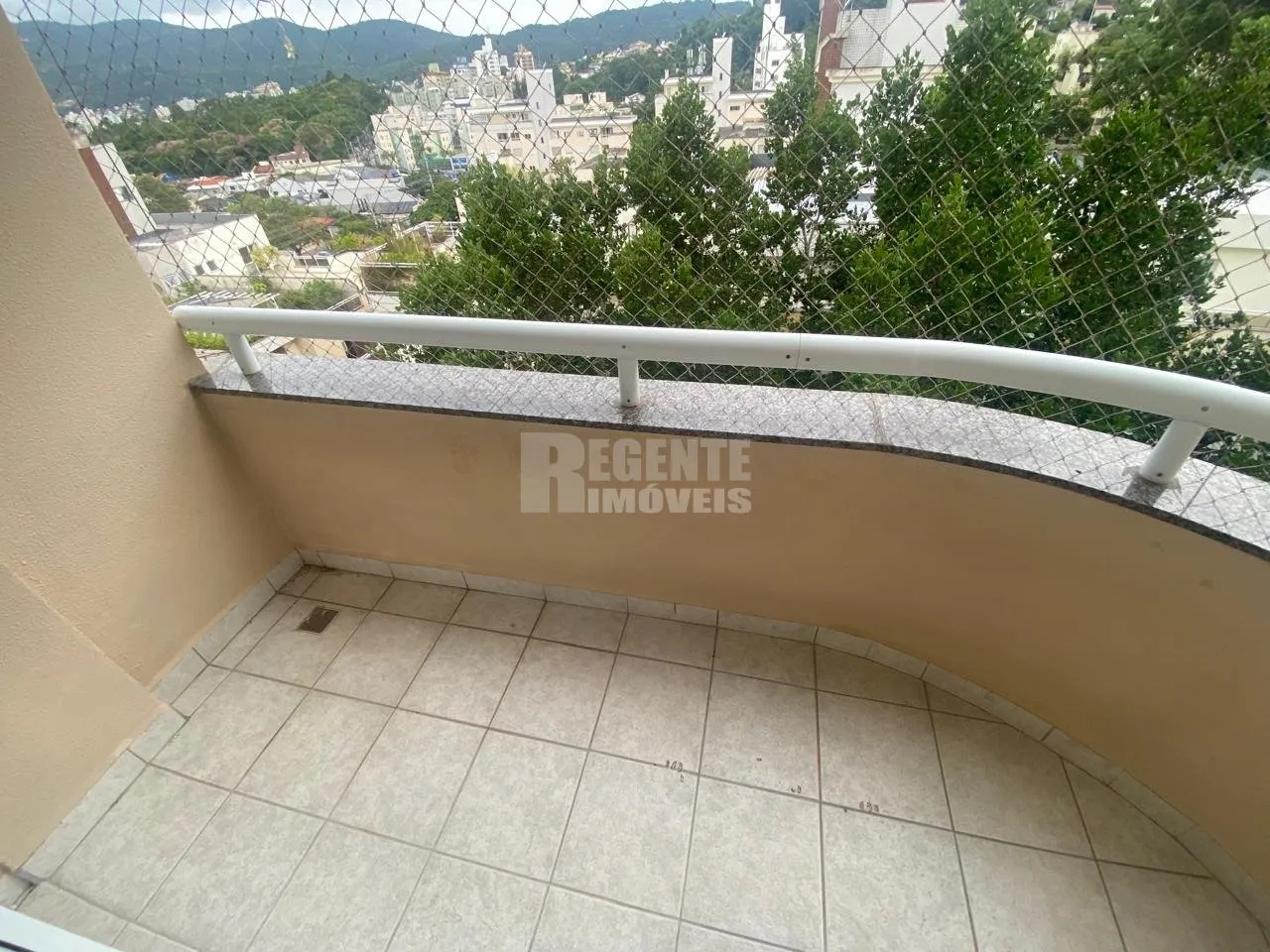 Duplex penthouse with 2 bedrooms, 2 parking spaces — photo 2