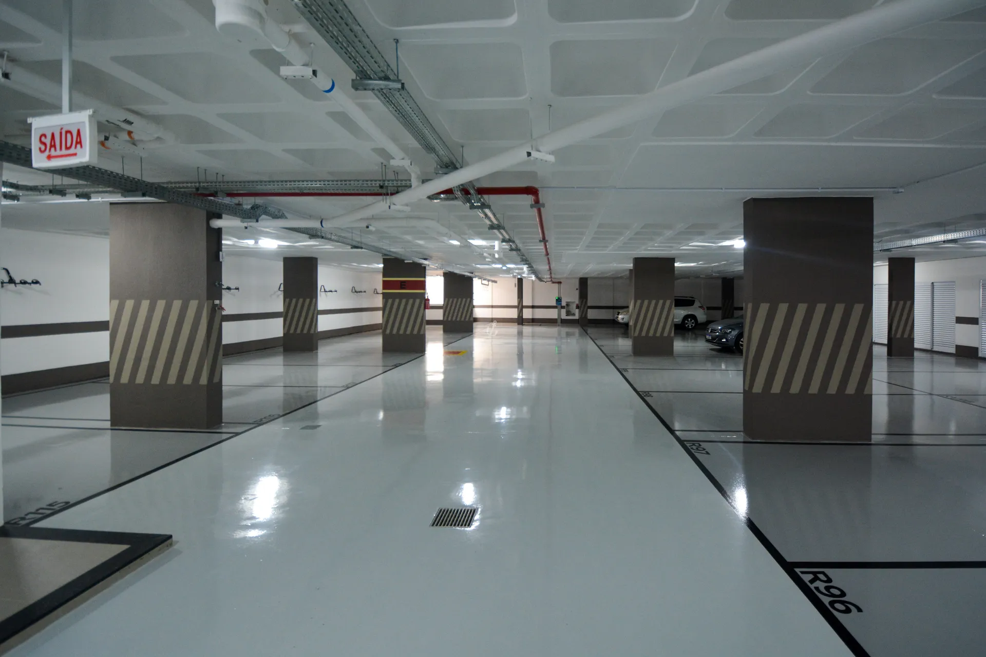 Furnished studio 47 m² with 1 parking space on 4th floor — photo 32