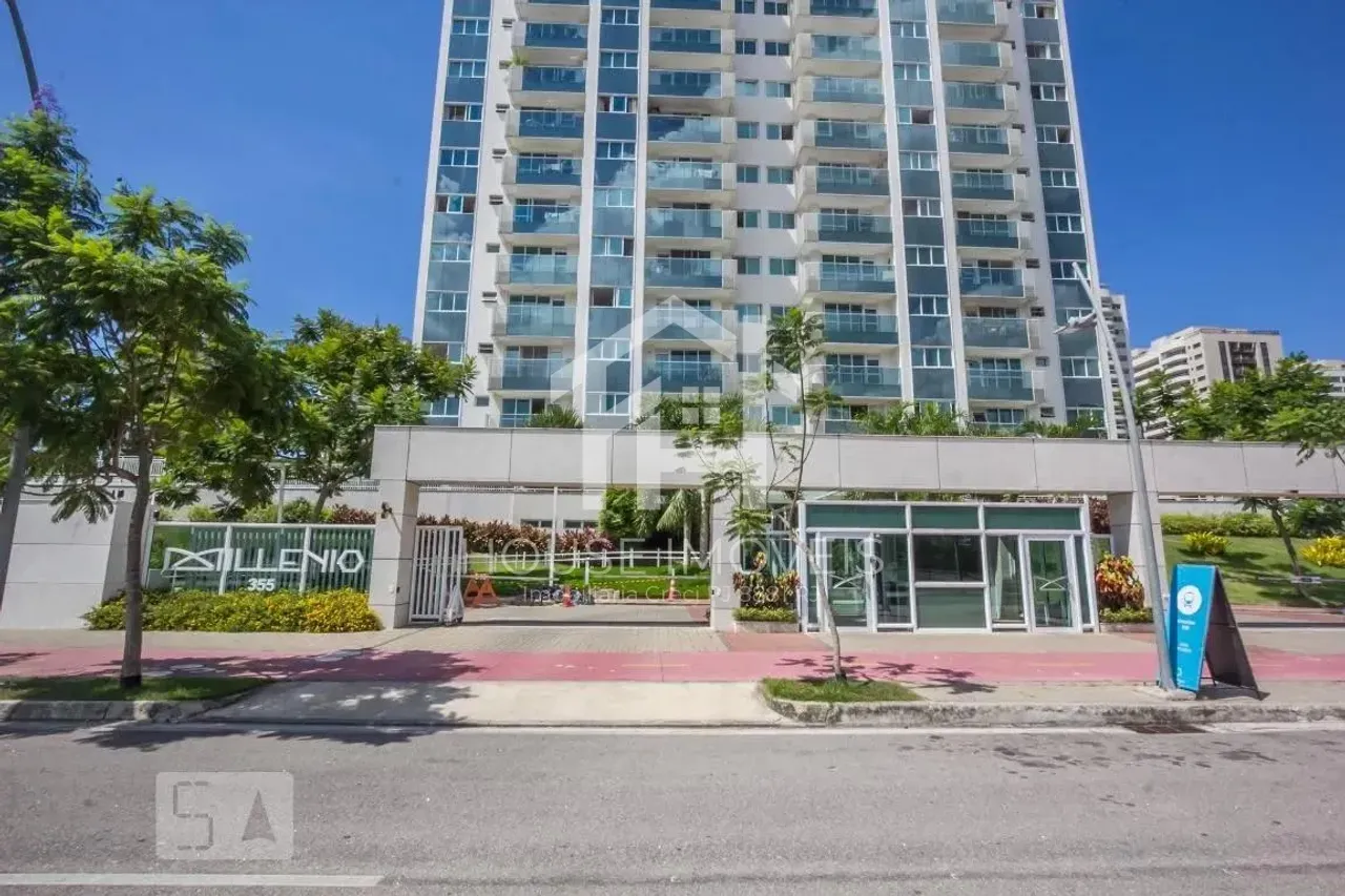 Apartamento com ar-condicionado e varanda envidraçada — photo 9