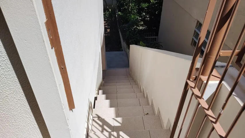 Furnished studio with 1 bedroom and a modern look — photo 12