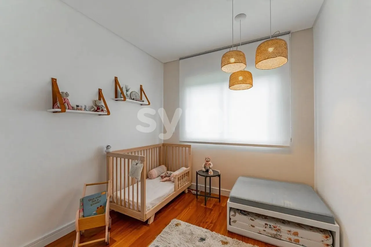 Furnished 4-bedroom apartment with 227 m² and 3 parking — photo 9