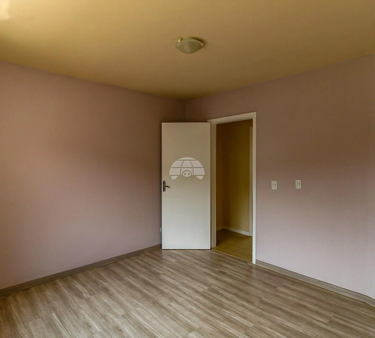 3-bedroom, 100 m² house in Curitiba — photo 14