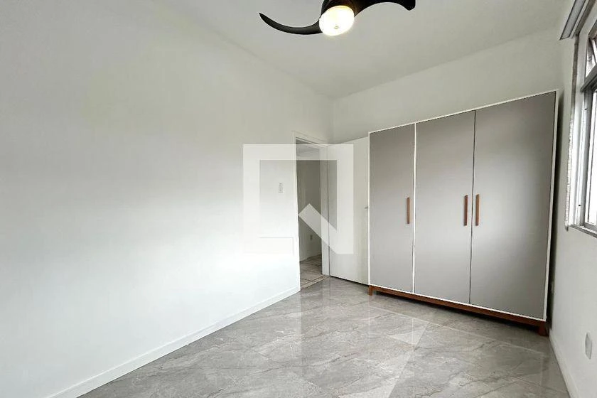 Furnished apartment, 86 m², with a walk-in closet — photo 4