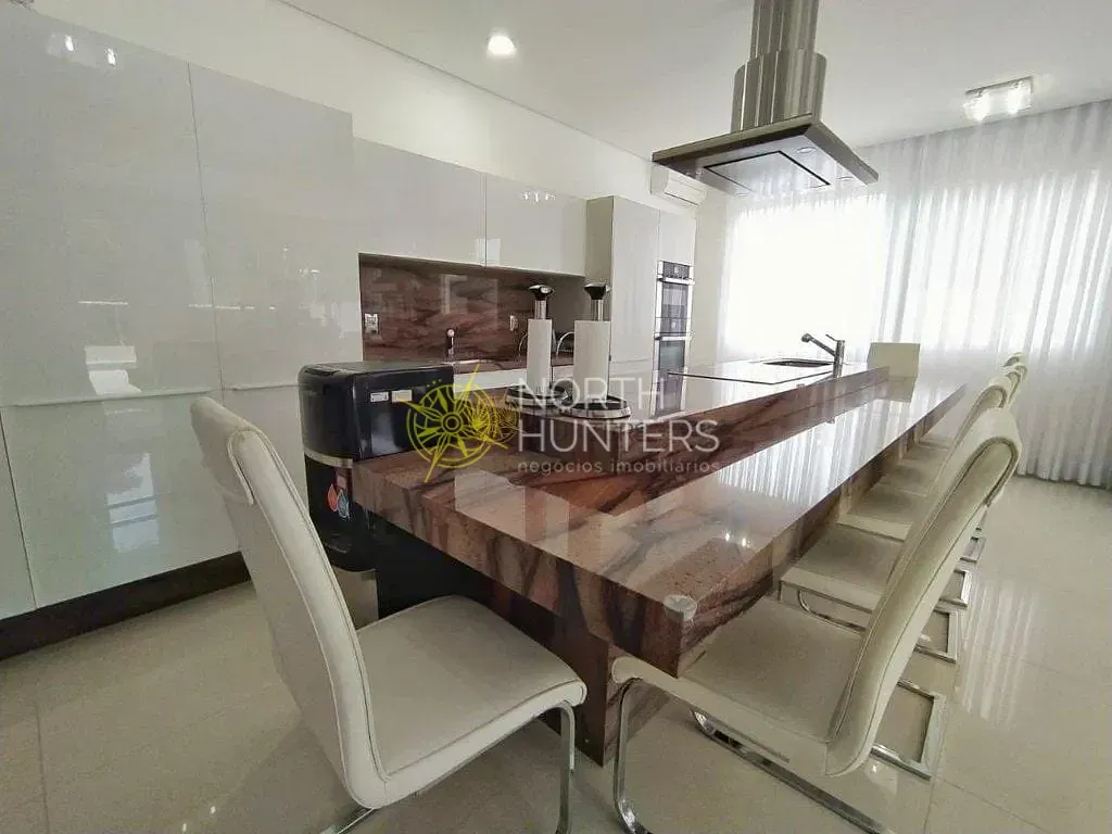 Casa com 6 suítes e 800 m² com 4 vagas — photo 7