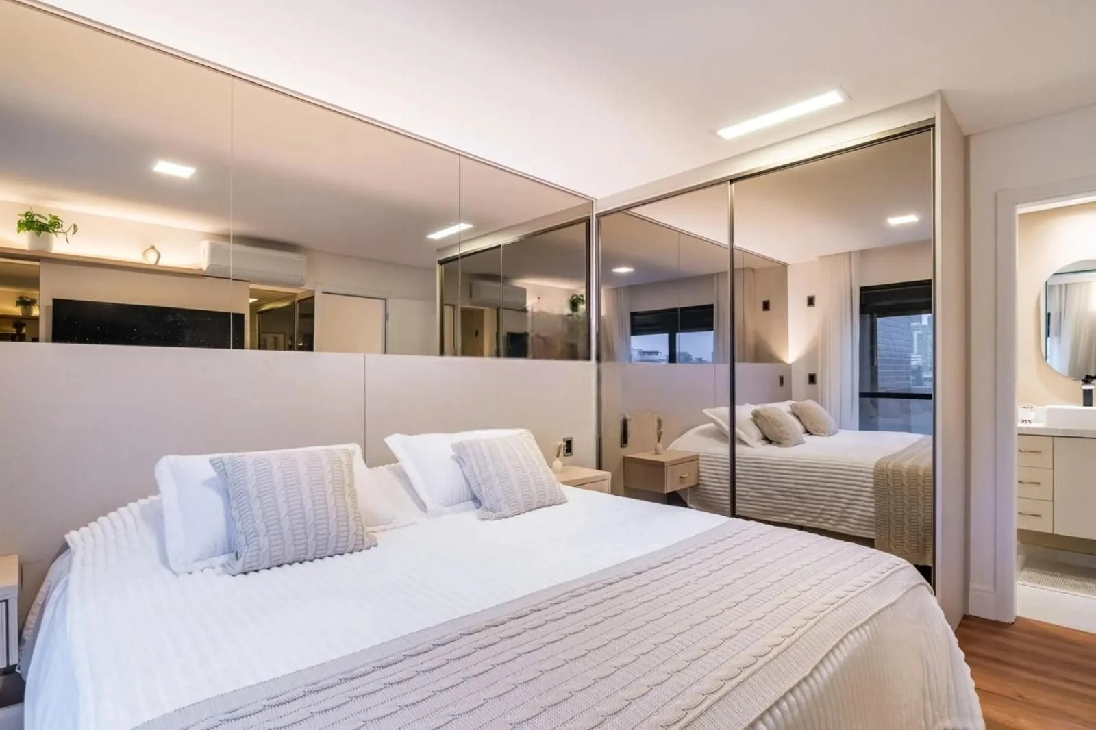 152 m² apartment with a home office and a dishwasher — photo 18