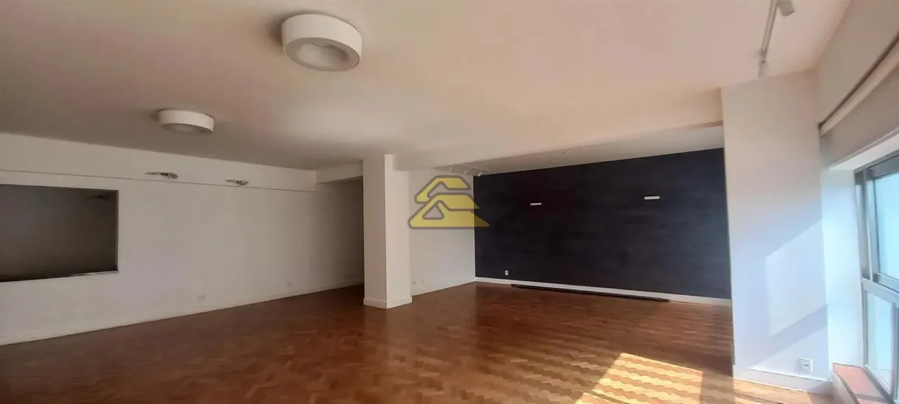 Apartment with 3 bedrooms and 4 bathrooms — photo 5