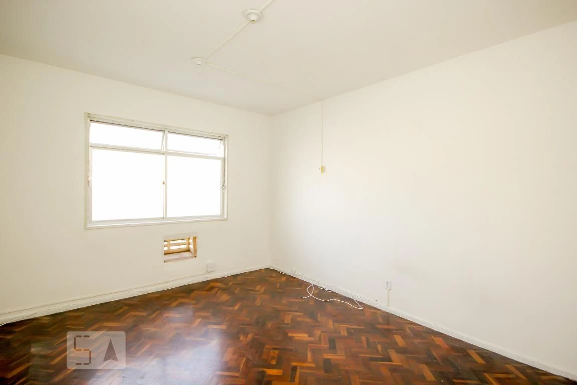 Apartment, 30 m², with wood or laminate floors — photo 7