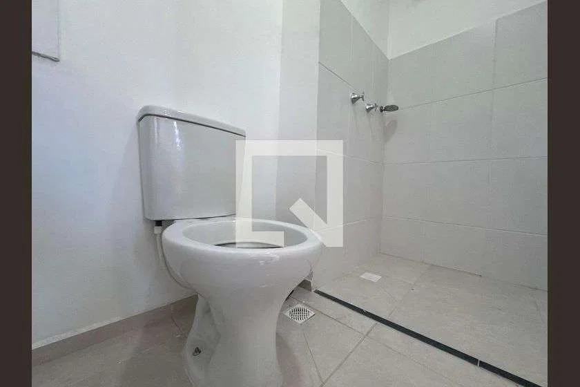 Wood or laminate floors in a 2-bedroom apartment, 48 m² — photo 2