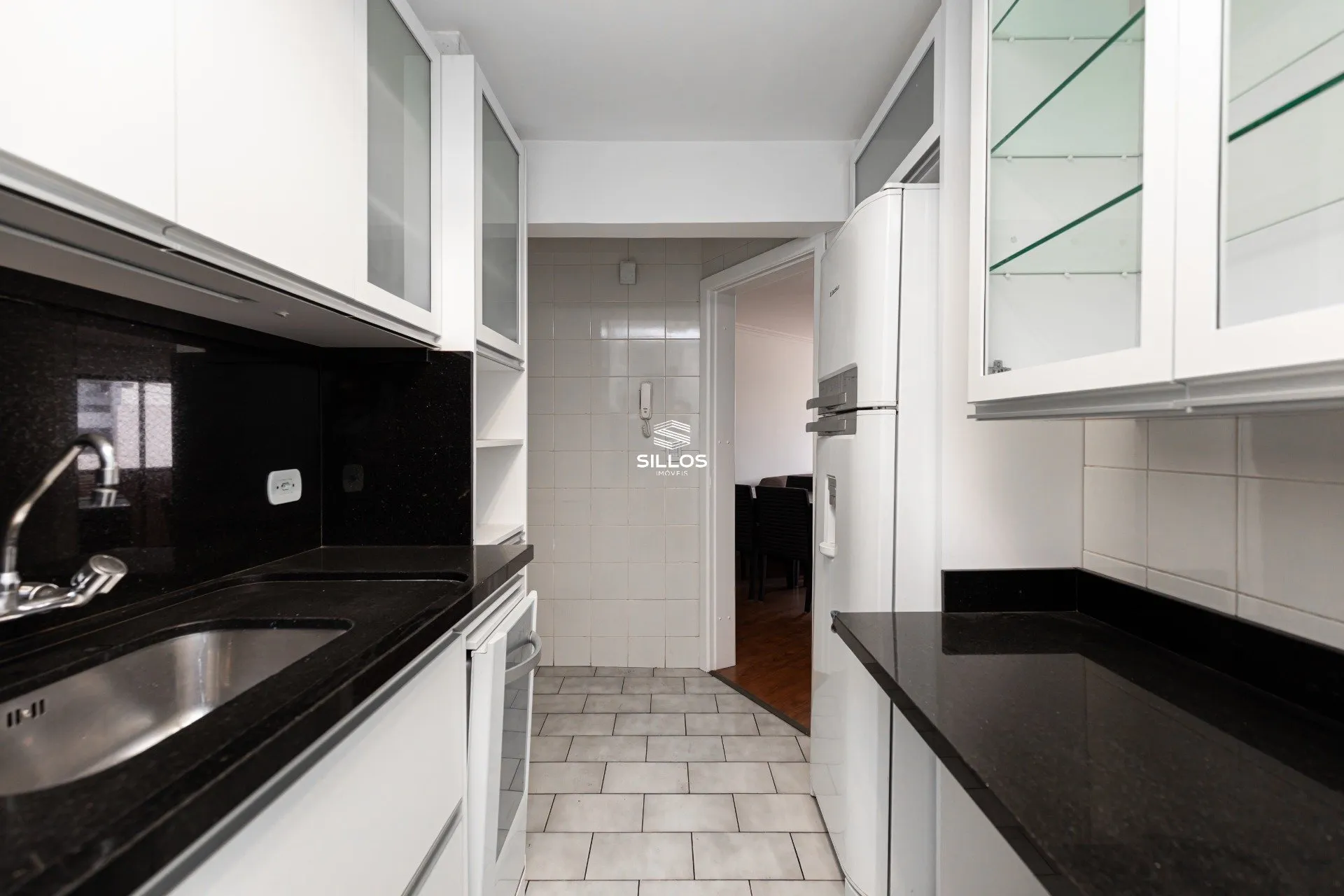 Home office in a 3-bedroom apartment, 93 m² — photo 3