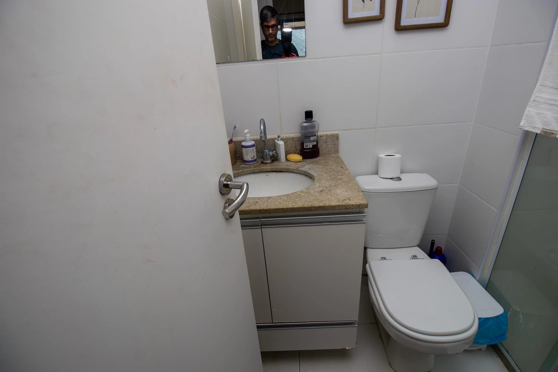 Furnished apartment, 65 m², with a glass-enclosed balcony — photo 39