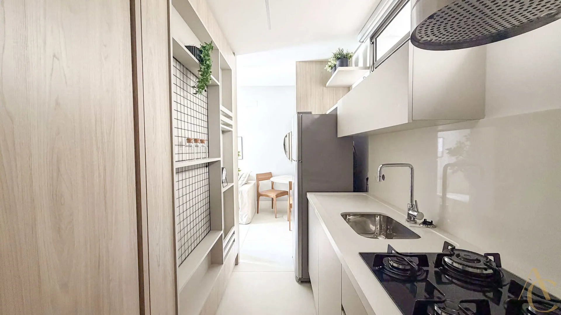 Studio mobiliado com cozinha americana e 1 vaga coberta — photo 2