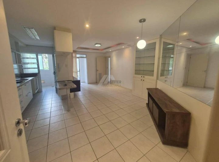 Apartamento de 2 dormitorios con cocina abierta y 126 m²