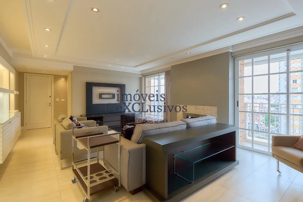 Floor-to-ceiling windows in a 3-bedroom apartment, 146 m² — photo 16