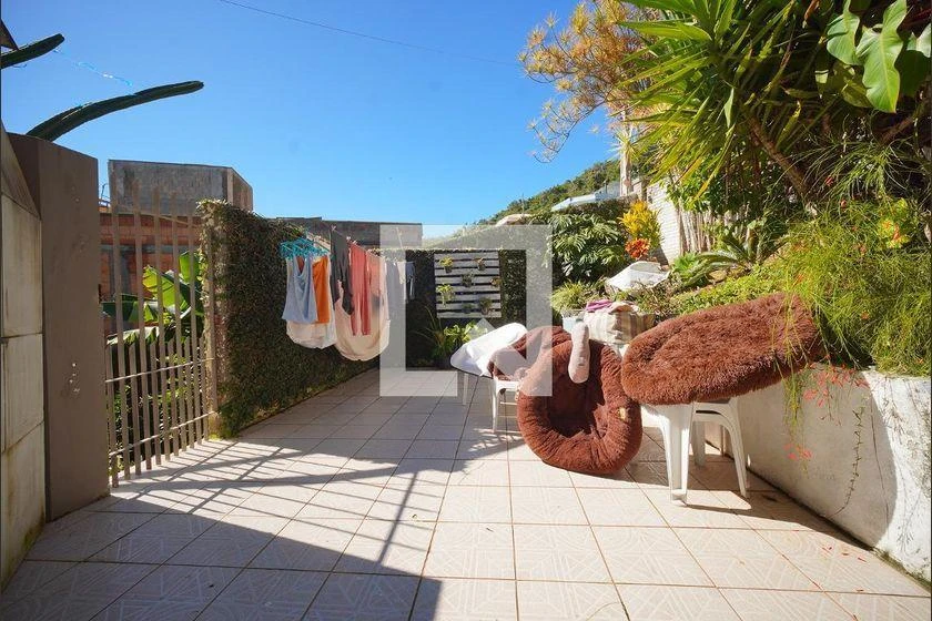 Furnished house with private garden and BBQ — photo 37