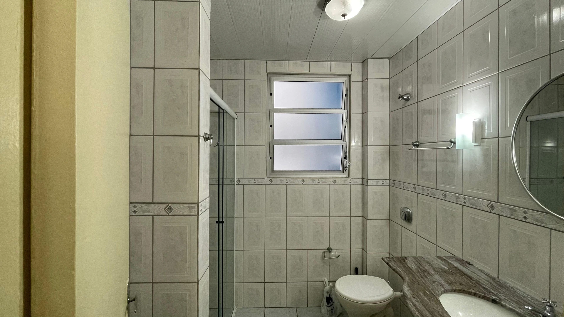 Apartment, 70 m², with wood or laminate floors — photo 8