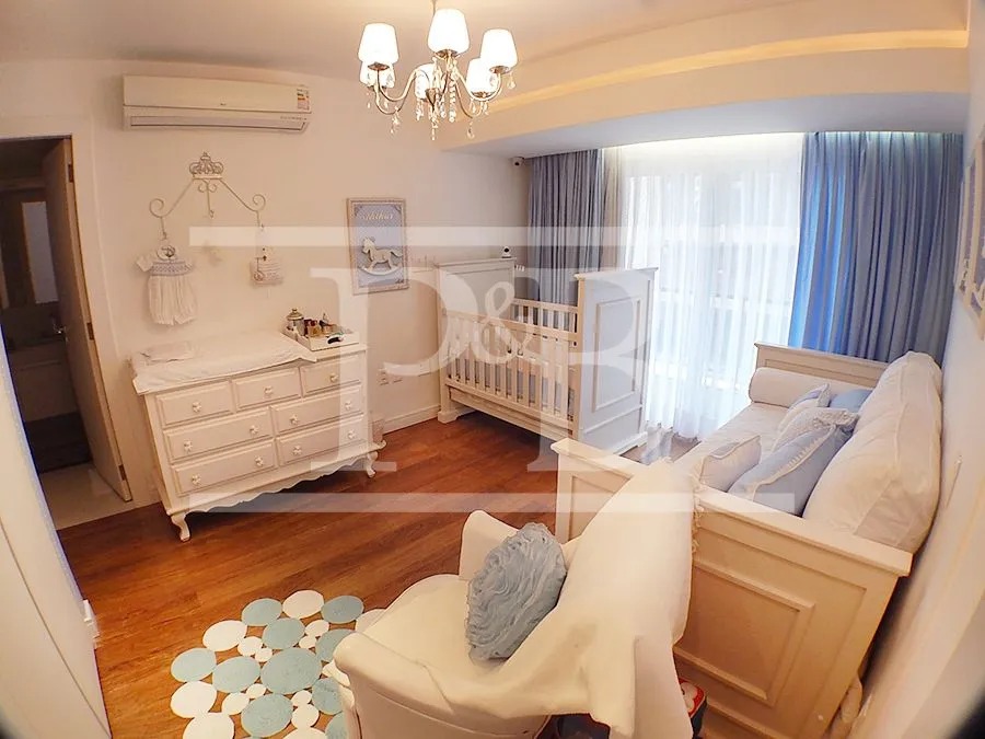 4-bedroom apartment with 319 m² and 4 parking spaces — photo 26
