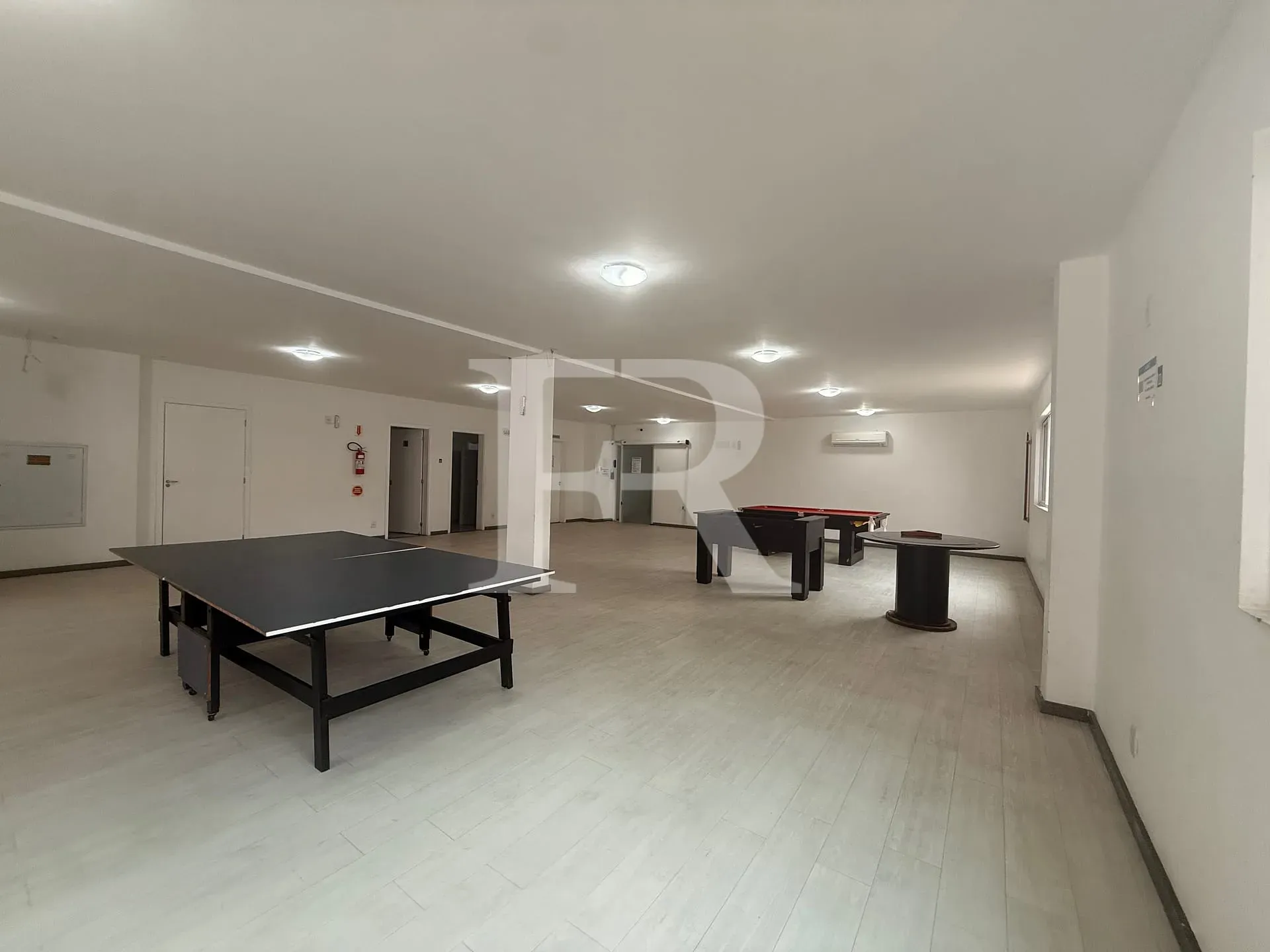 2-bedroom apartment with balcony and charcoal grill — photo 99