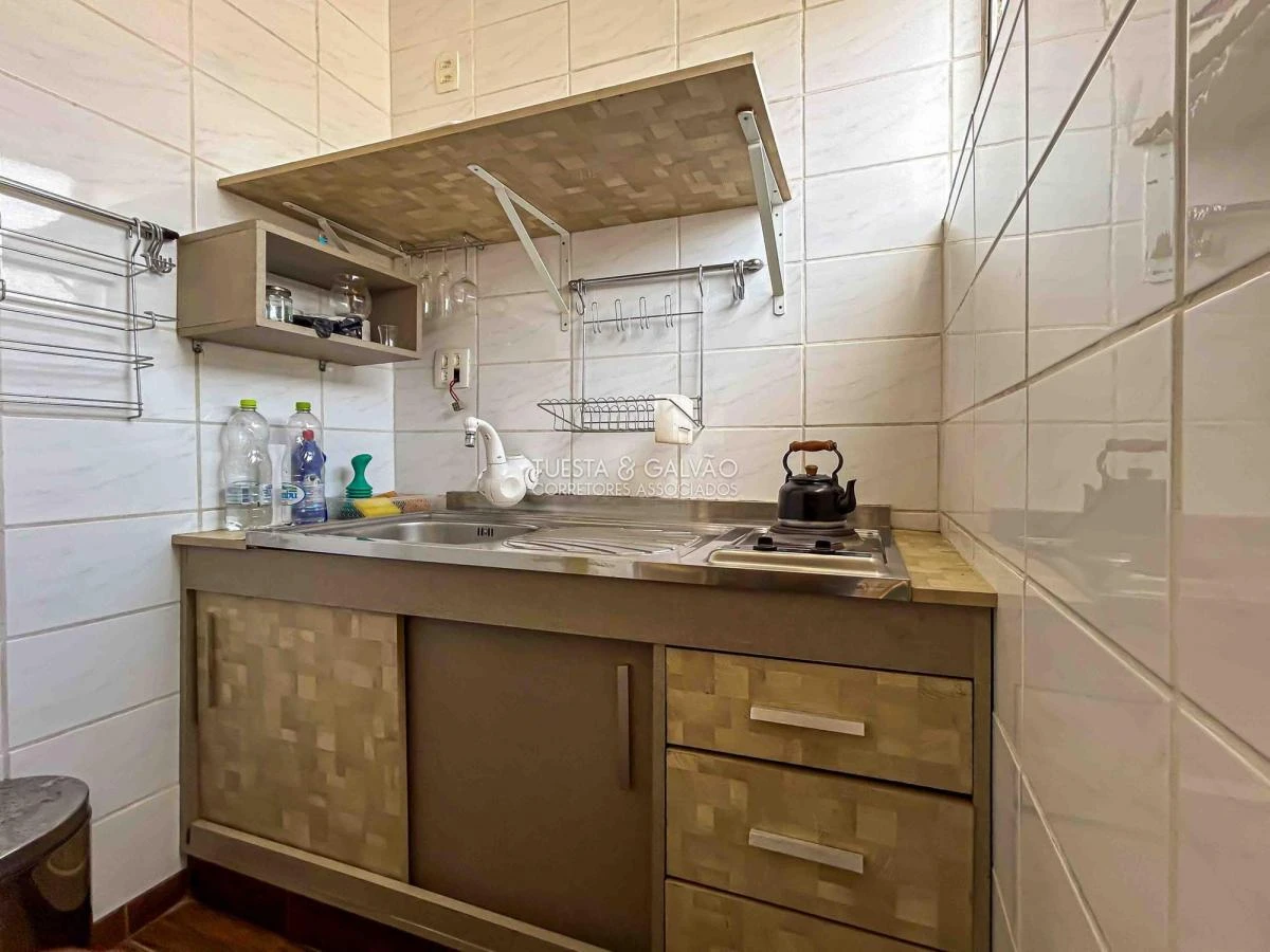 1-bedroom apartment with a separate closed kitchen — photo 13