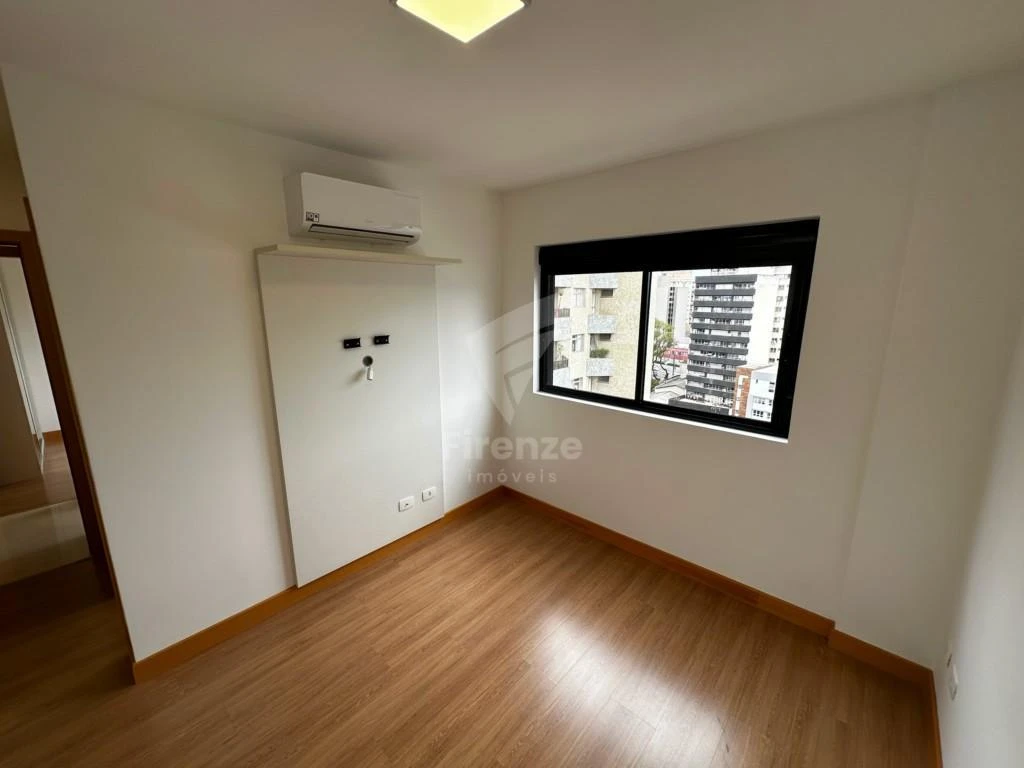 2-bedroom apartment, 1 with its own bathroom, 75 m² — photo 23