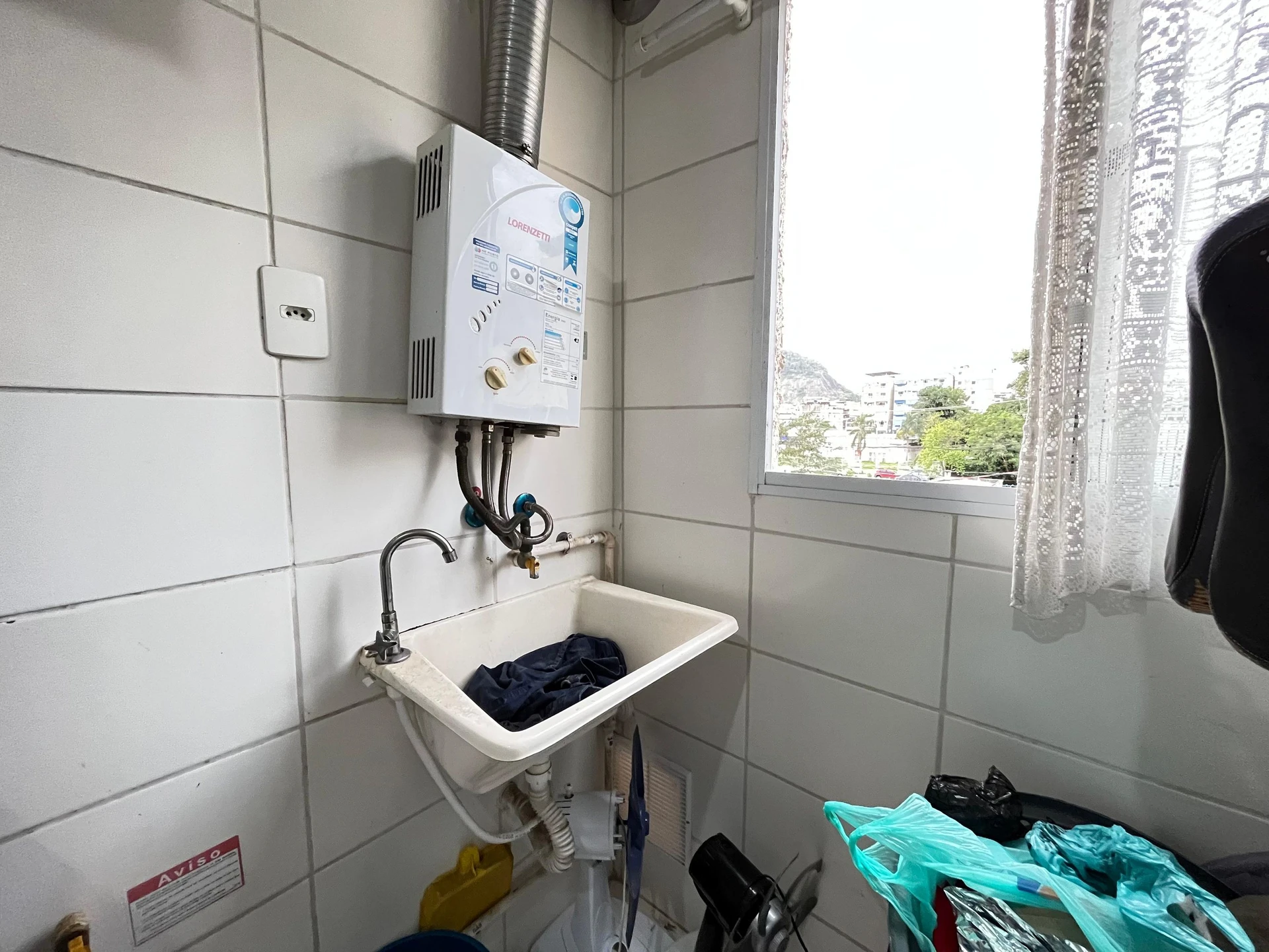 2-bedroom apartment with a washing machine — photo 24