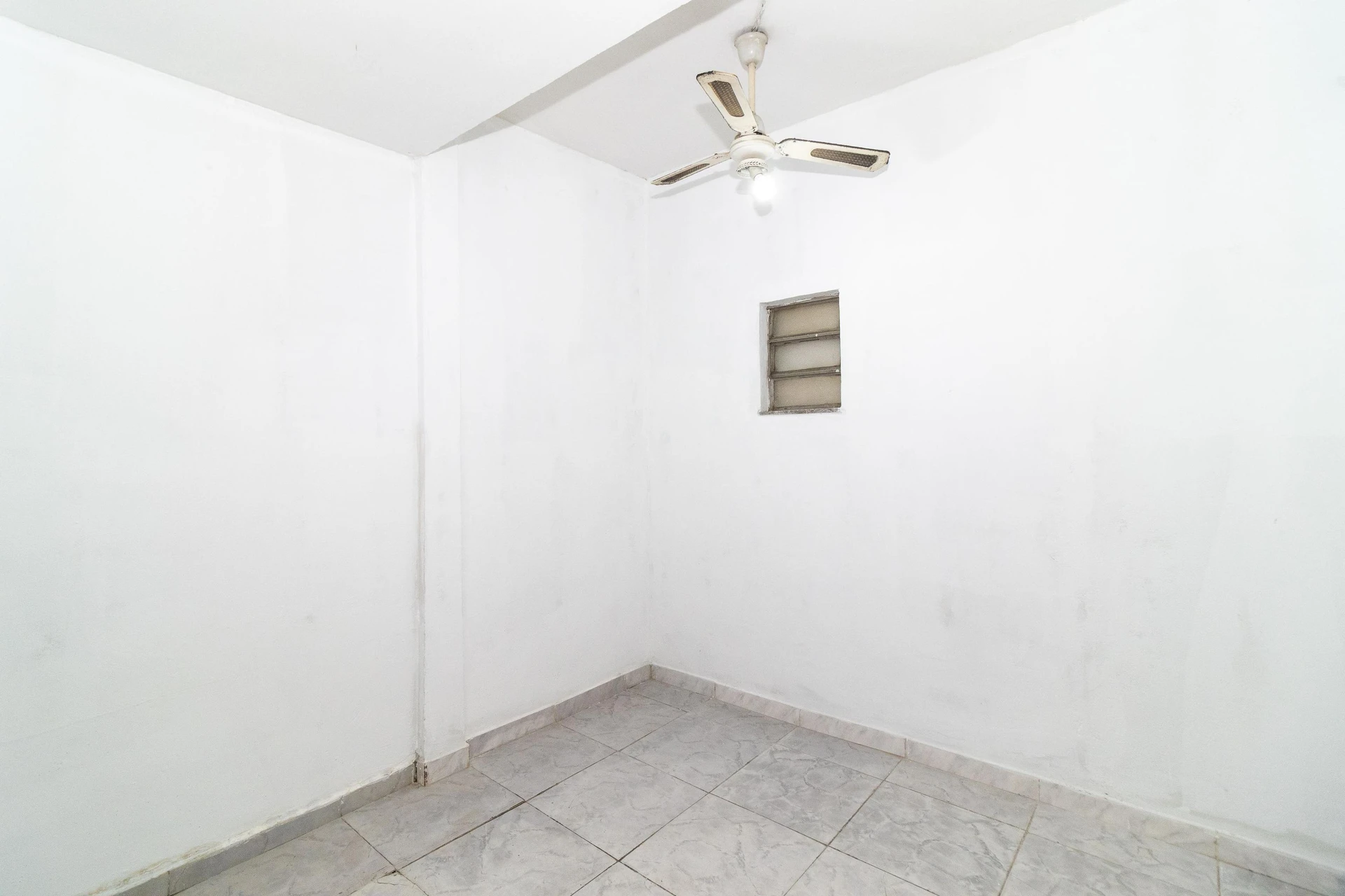 House with 2 bedrooms and an electric shower — photo 23