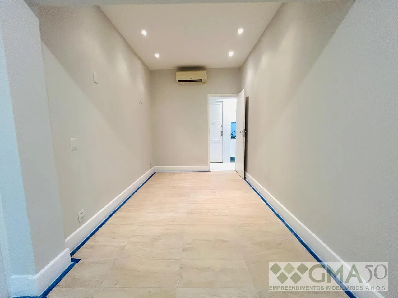 Apartamento com 3 quartos e cozinha fechada a gás — photo 14